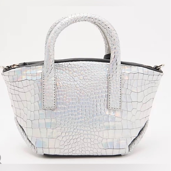 💥24 HR FLASH SALE💥Vince Camuto Iridescent Elliot Crossbody - Picture 2 of 5